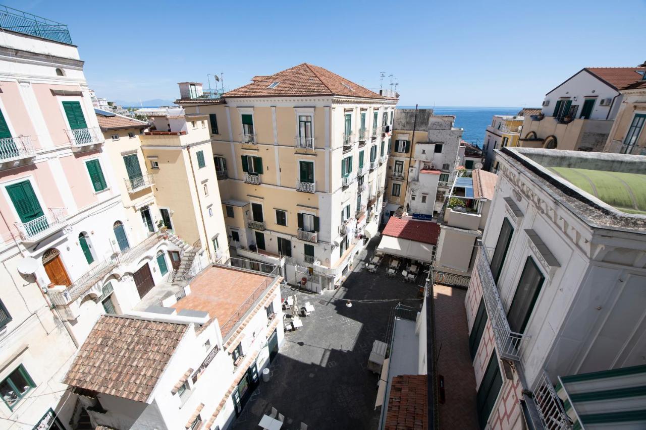 Amalfi Old Square Room & Apartments מראה חיצוני תמונה