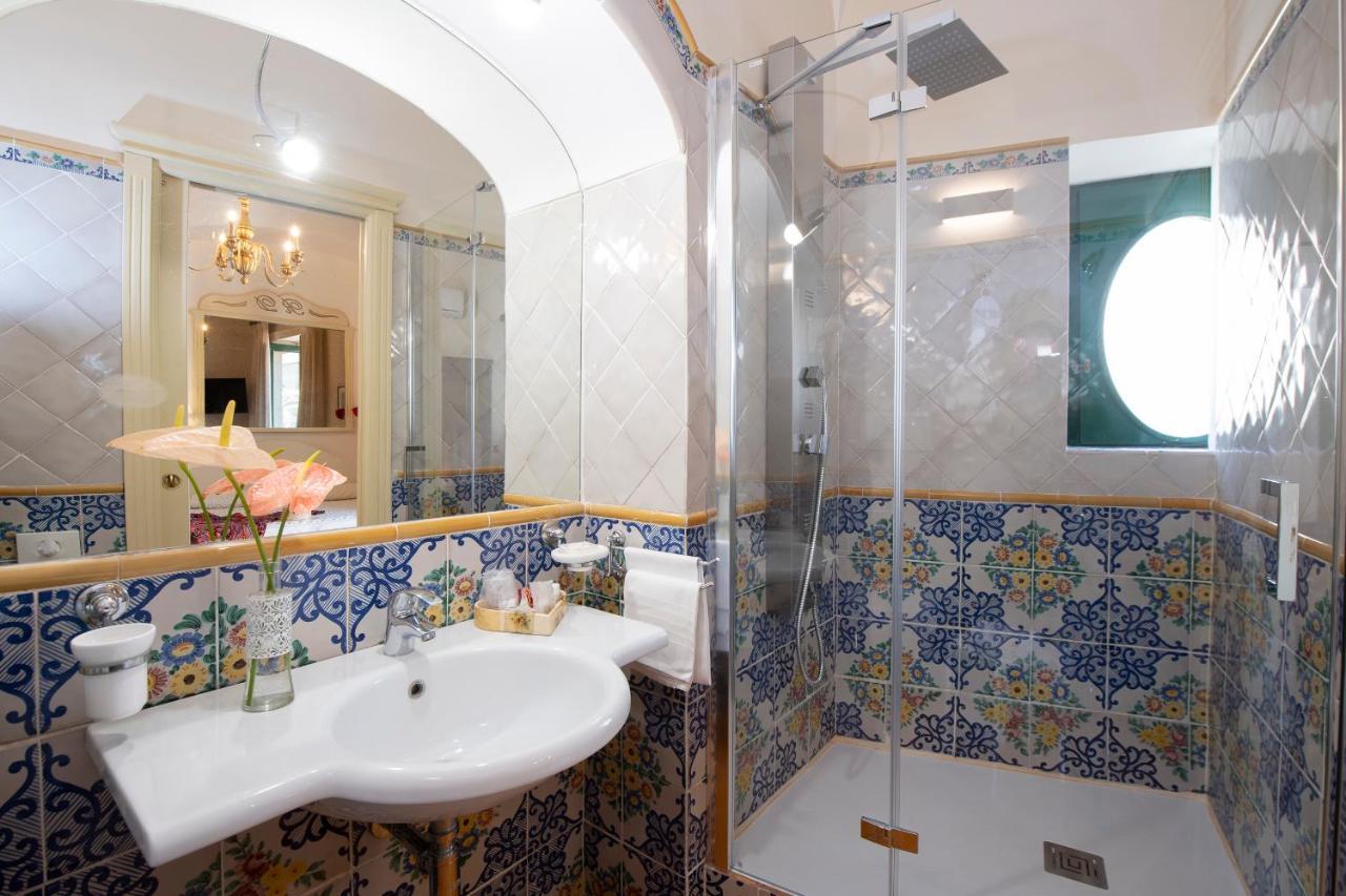 Amalfi Old Square Room & Apartments מראה חיצוני תמונה