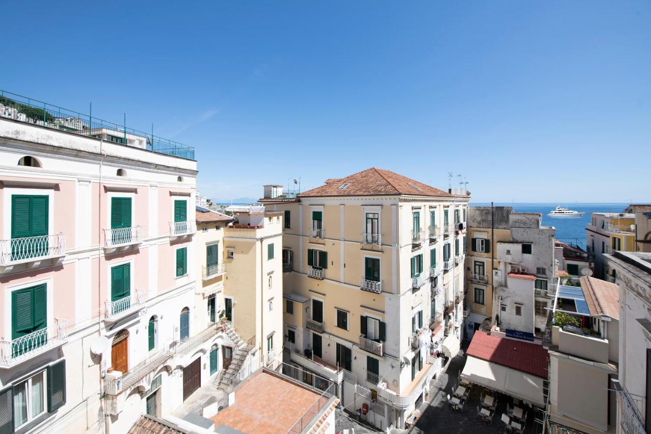 Amalfi Old Square Room & Apartments מראה חיצוני תמונה