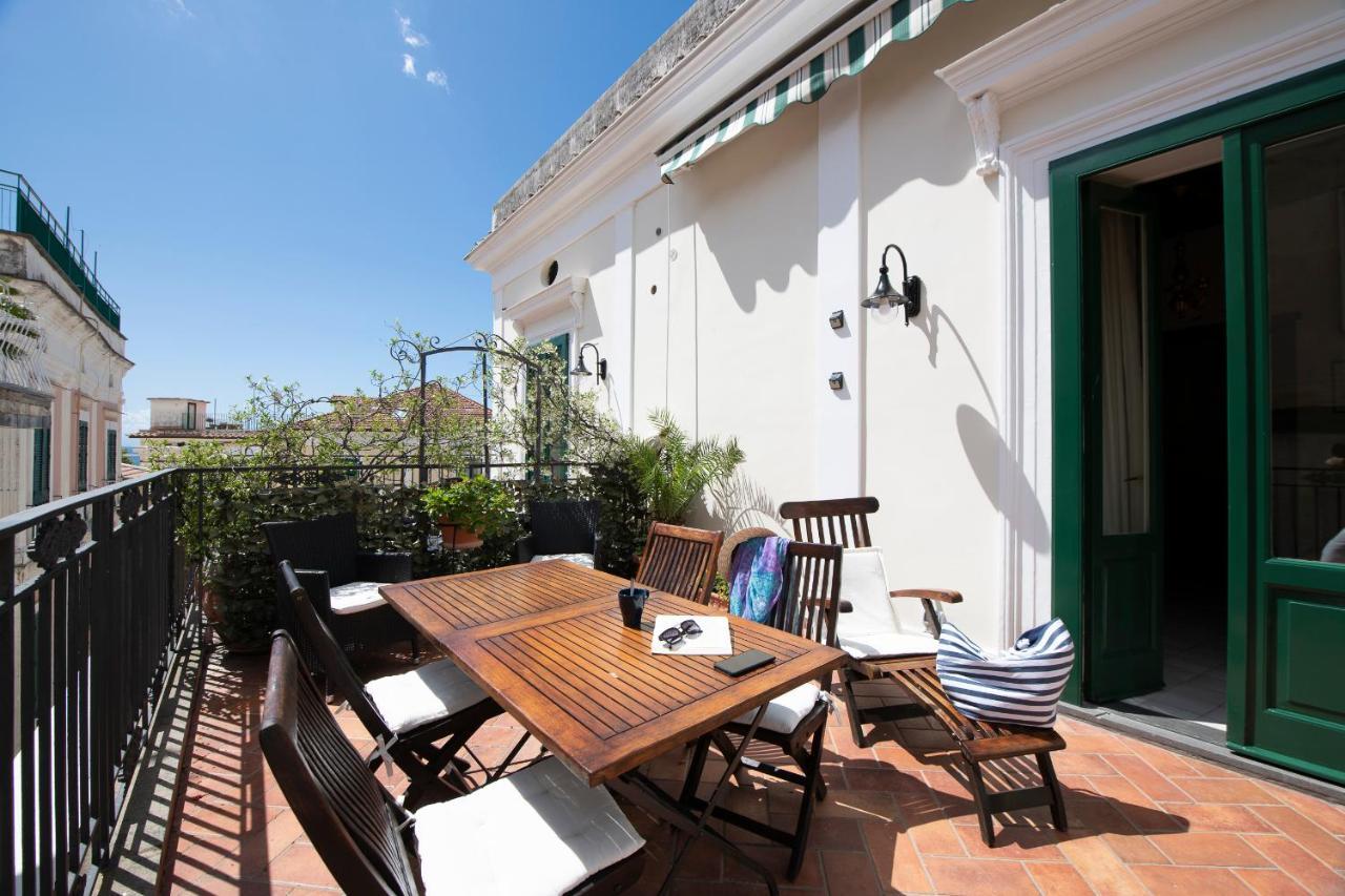 Amalfi Old Square Room & Apartments מראה חיצוני תמונה